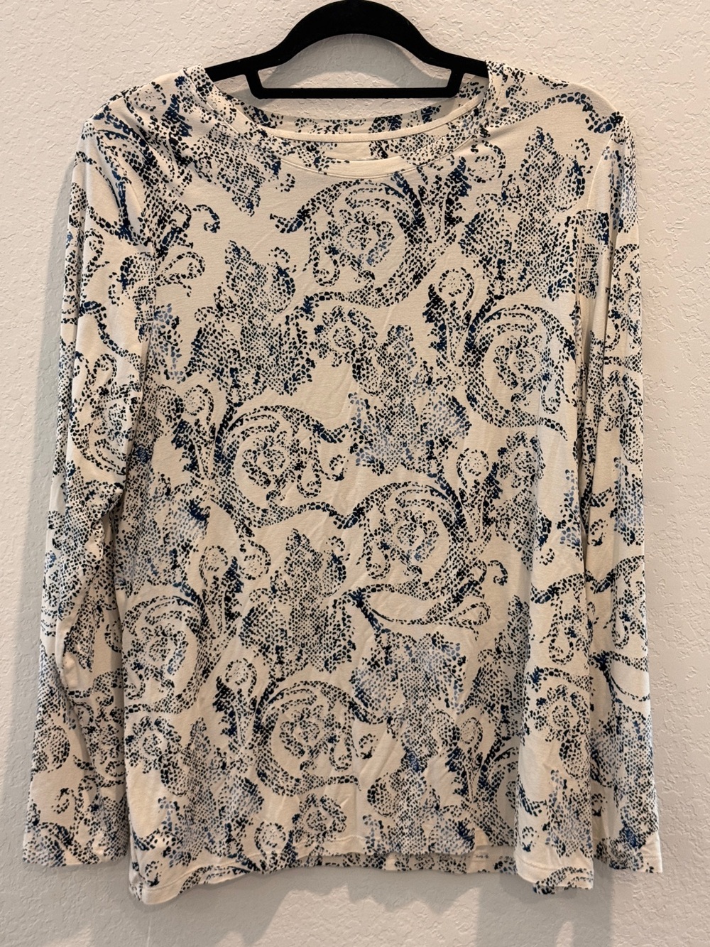 Chico's Cream Long-Sleeve‎ Top with Navy Swirl Print